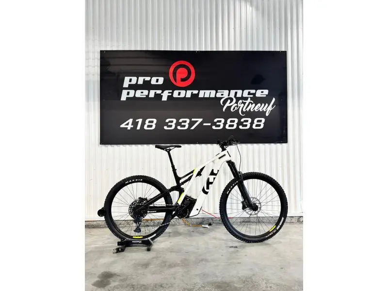 2025 Husqvarna MC4 | 12-S GX EP801