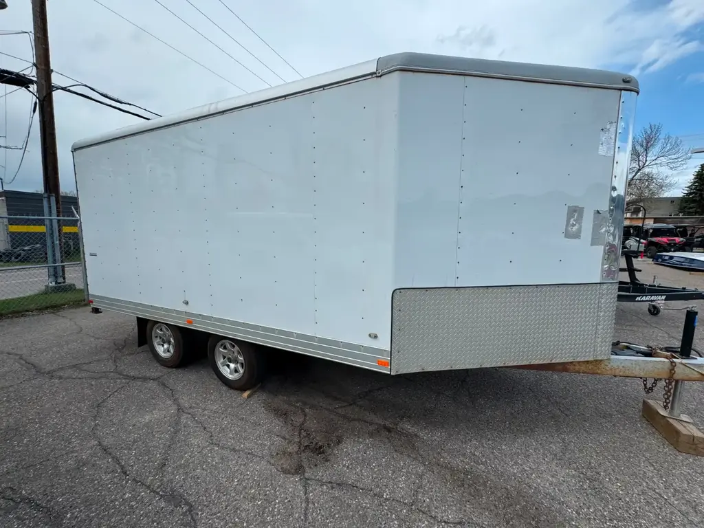 2013 Wells Cargo FW212-VF