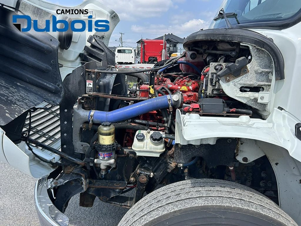 2019 Freightliner M2-106 alt