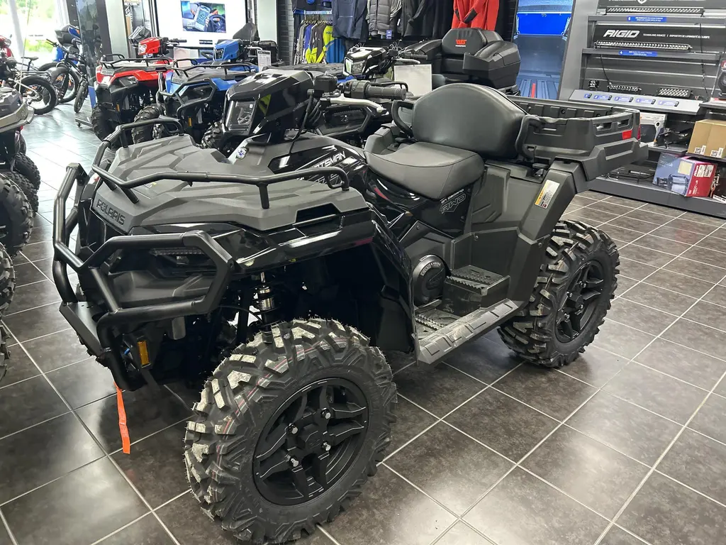 2025 Polaris SPORTSMAN X2 570- ONYX BLACK