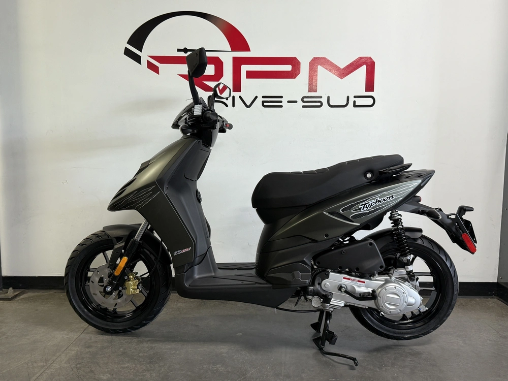 2026 Piaggio Typhoon alt