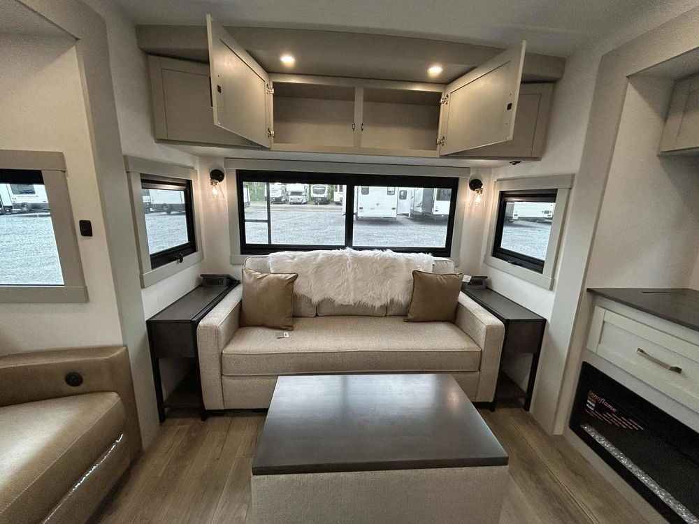 Brinkley Rv Z 3610 2025 alt