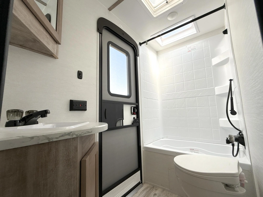 2025 Gulf Stream Ameri-lite Travel Trailer 268bh alt
