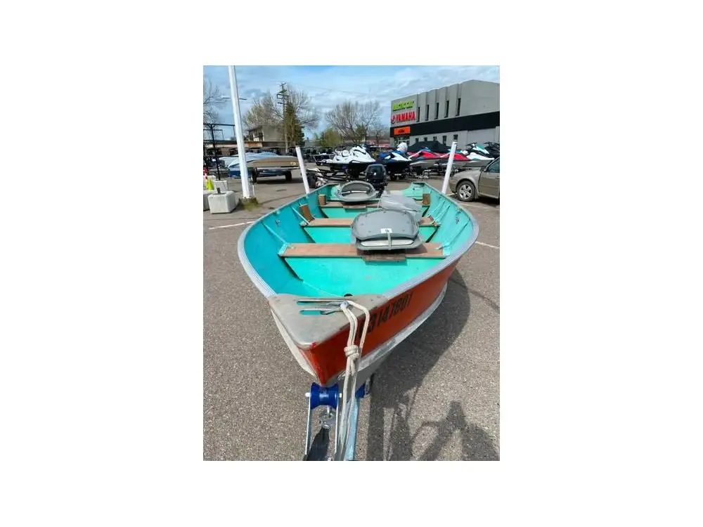 1990 Lund Boat Co 14FT ALUMINUM BOAT