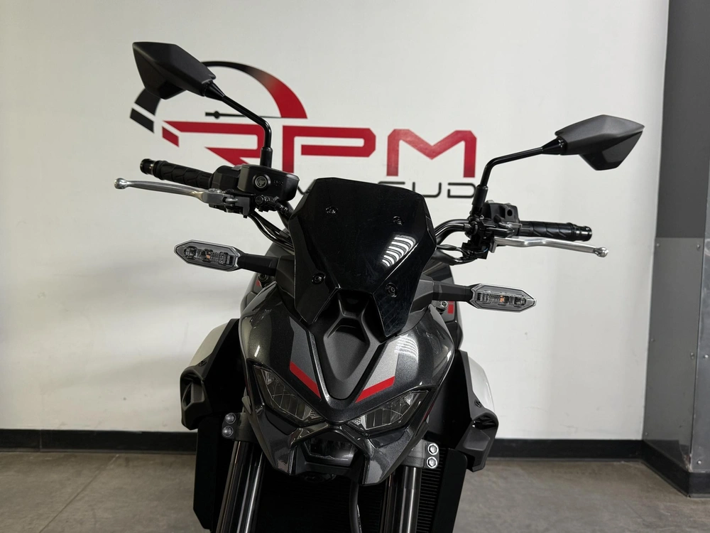 2025 Kawasaki Z900 *6.29% Jusqu'à 84 Mois alt