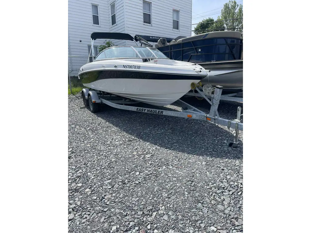 2018 Campion Reinell 207 + 2018 EZ Hauler Trailer