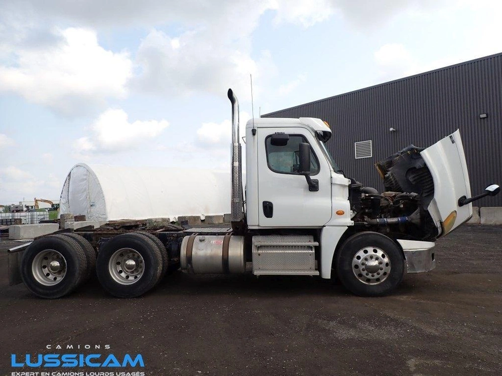 Freightliner Cascadia 2013