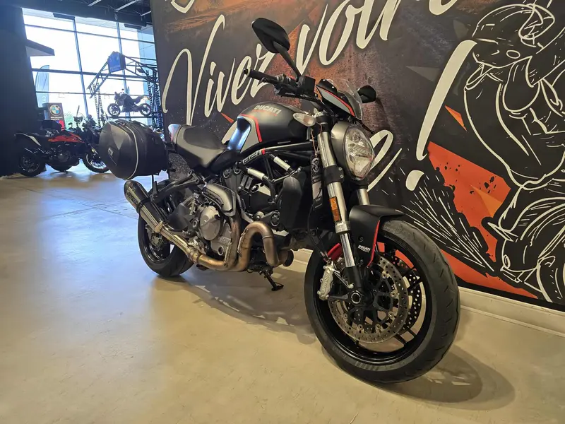 2020 Ducati Monster 821