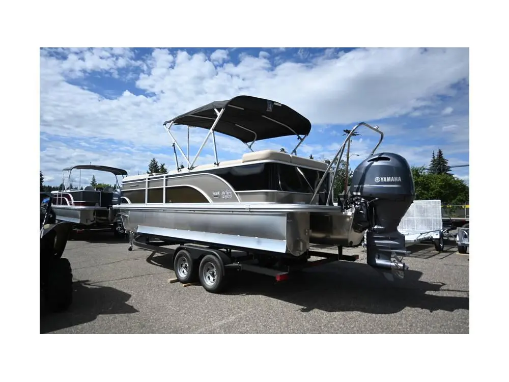 2023 SunCatcher SELECT 322C 