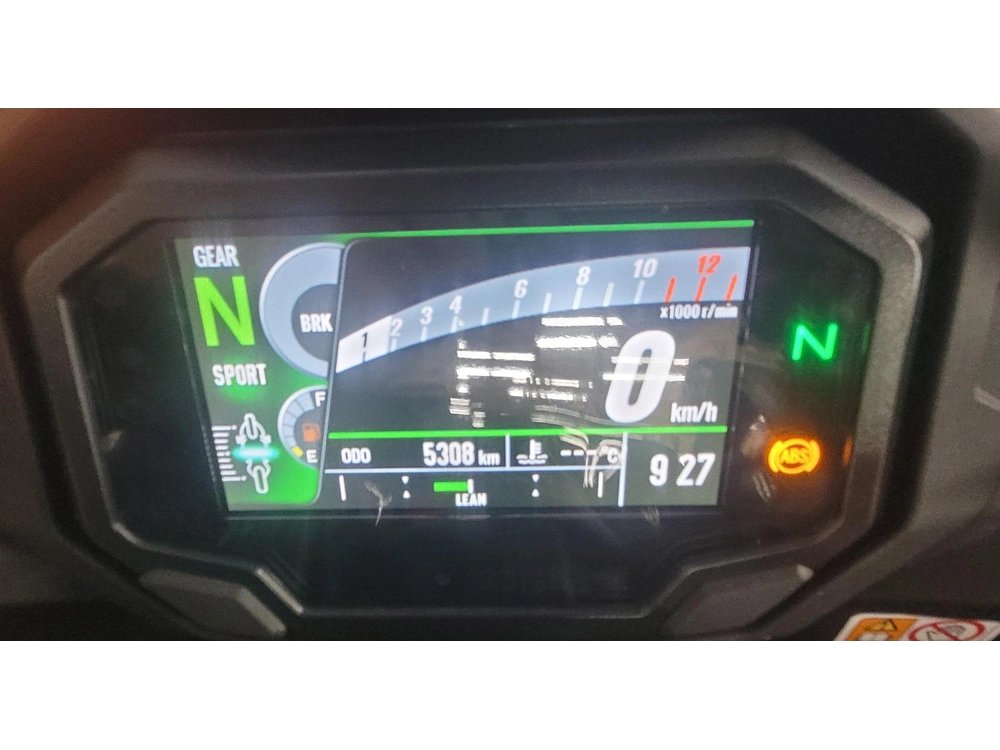 Kawasaki Zx1000 2023 alt