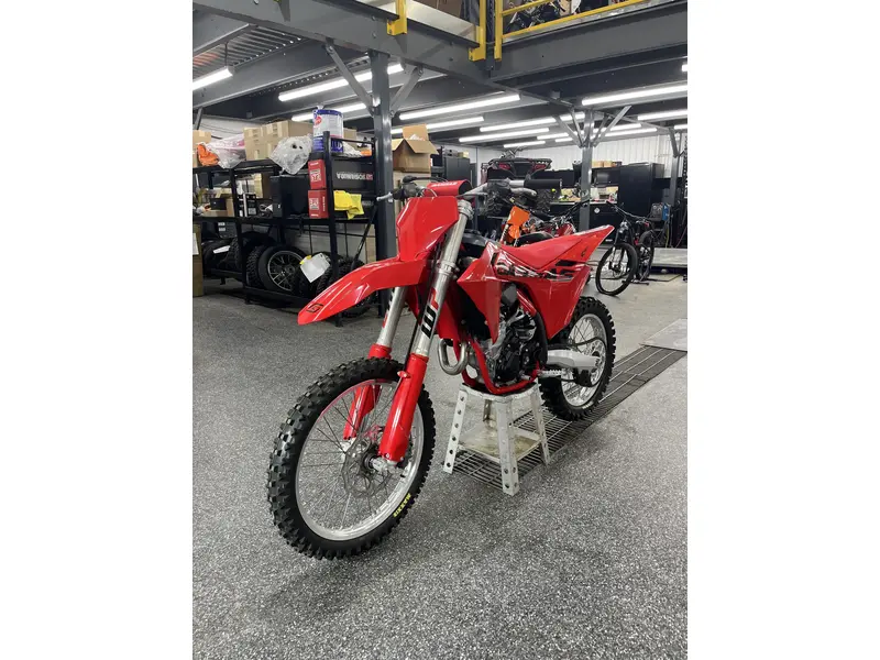 2025 GASGAS MC350 F thumbnail 6