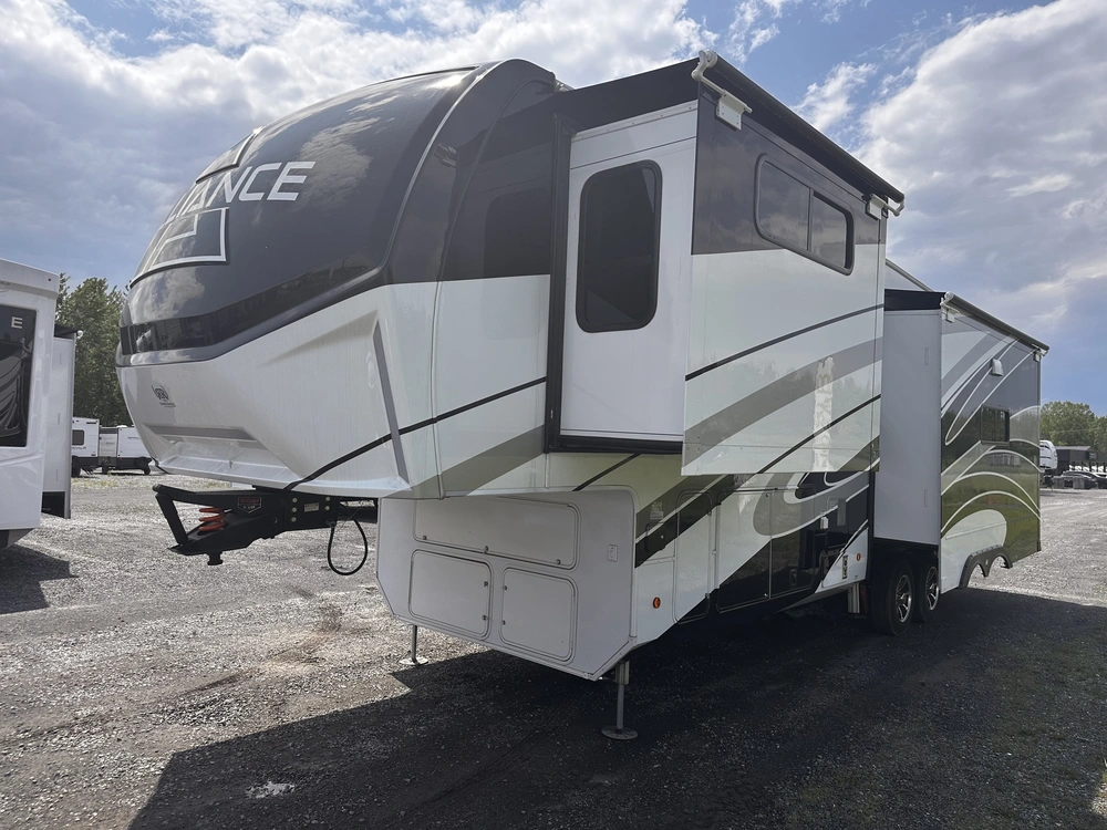 Alliance Rv Paradigm 310rl 2025 alt