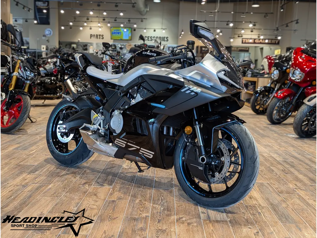 New 2025 CFMOTO 675SS // Nebula Black in Headingley - Headingley