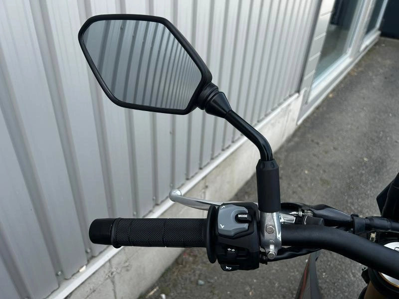 Suzuki Dr-z4s 2025 alt