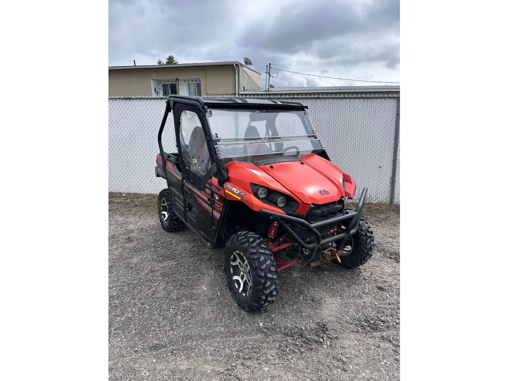 Kawasaki Teryx 800 2017 alt