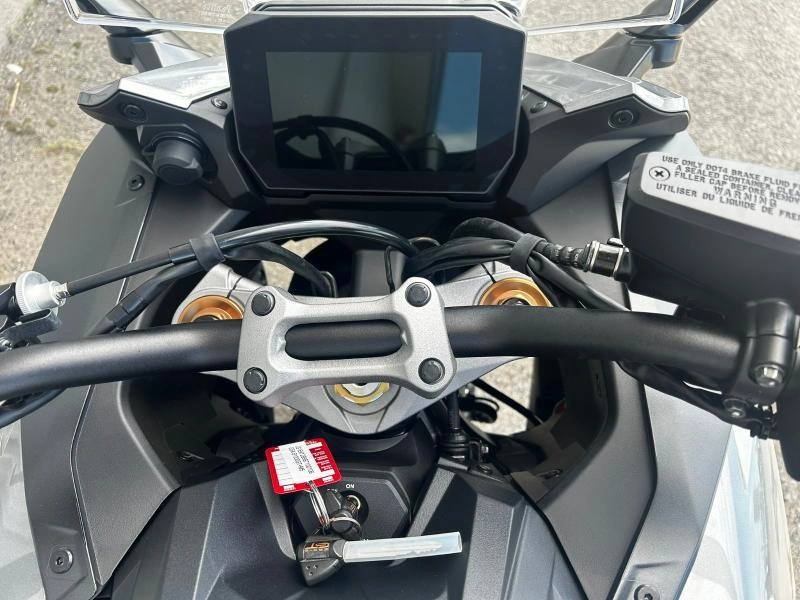 Suzuki Gsx-s1000gt+ 2025 alt