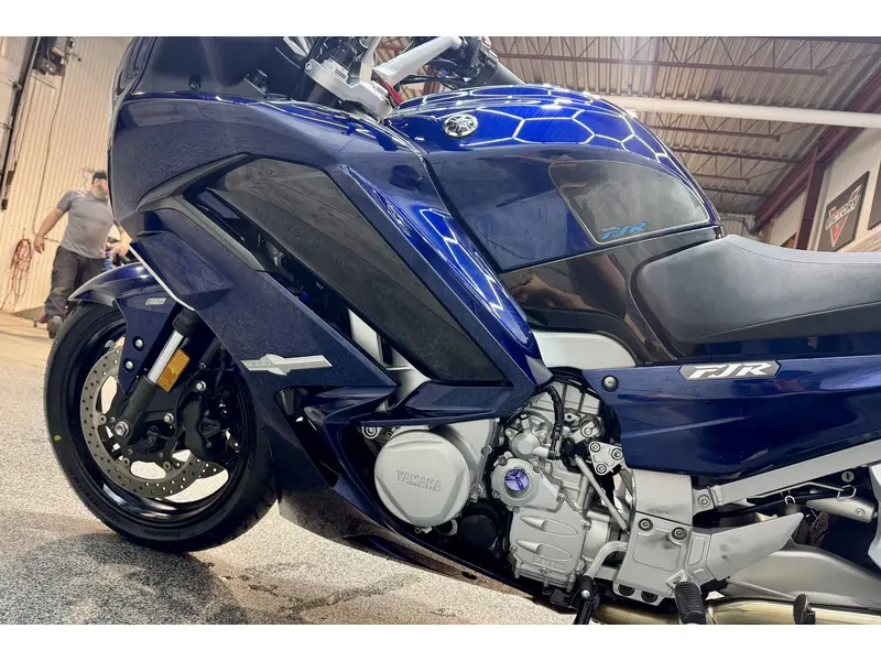 2023 Yamaha FJR1300ES ABS