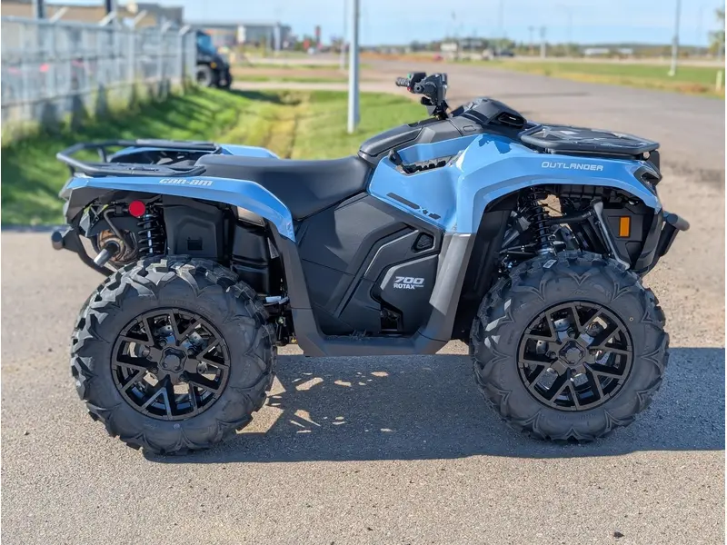 2025 Can-Am Outlander XT 700