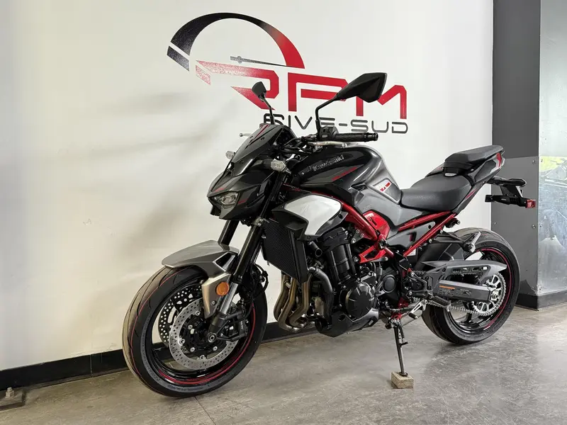 2025 Kawasaki Z900 *5.99% jusqu'à 84 mois💳