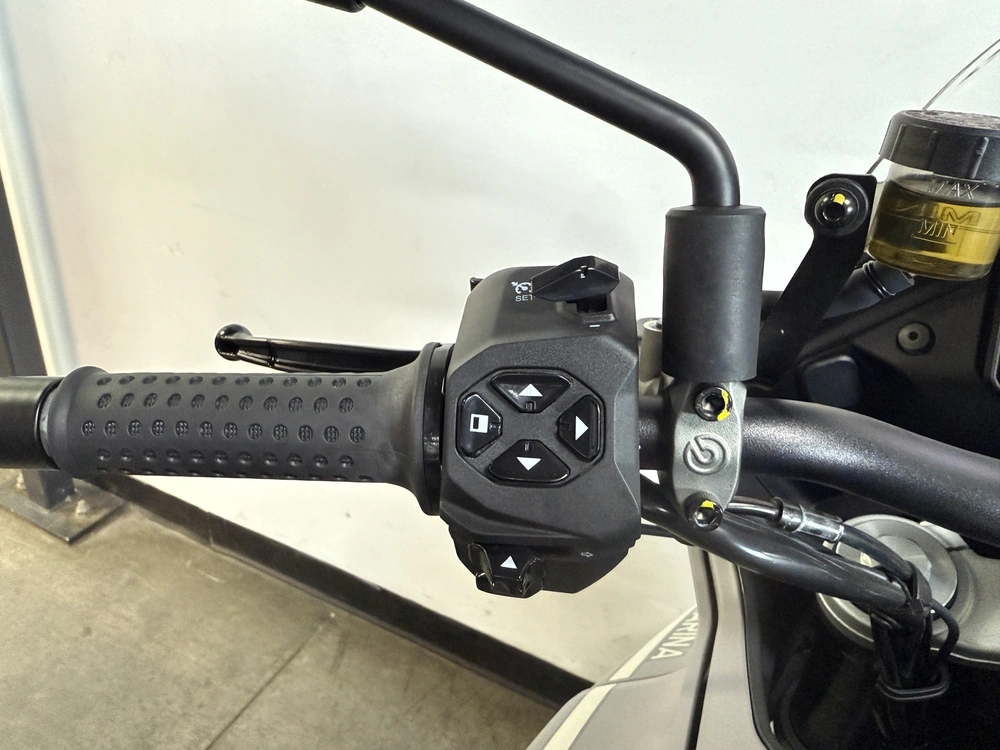 Moto Guzzi V100 Mandello *2.99% / 72 Mois💳 2024 alt