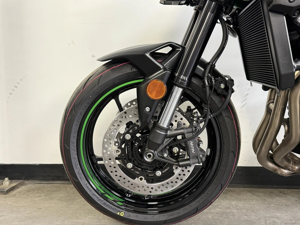2025 Kawasaki Z900 *6.29% Jusqu'à 84 Mois alt