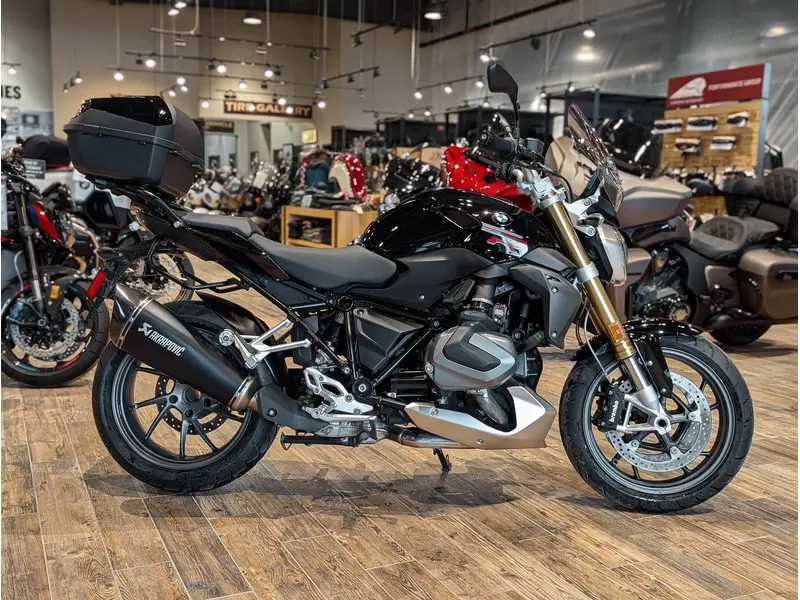 2019 BMW R 1250 R // Black Storm Metallic