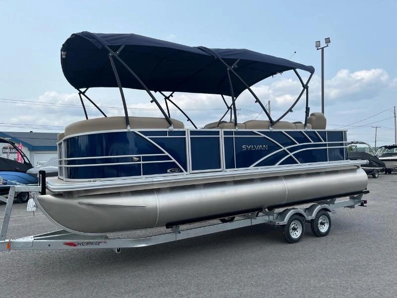 Sylvan Mirage 8522 Party Fish 115hp 2026 alt