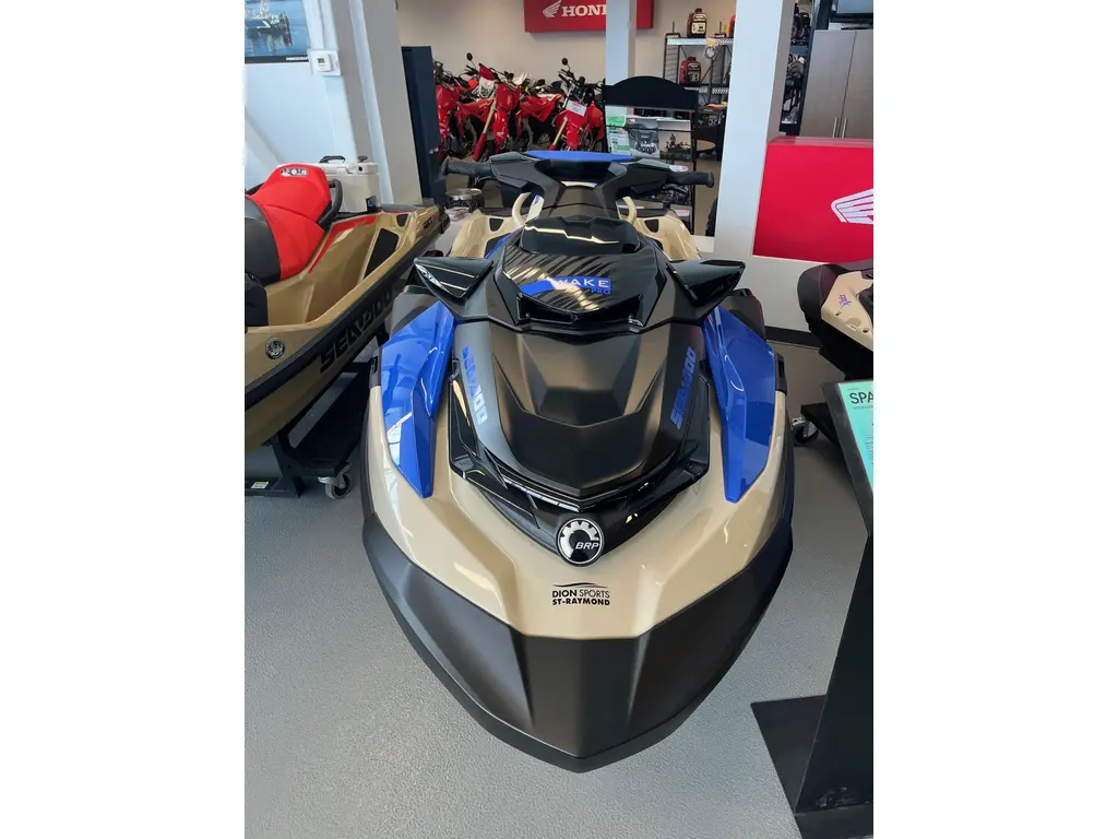 Sea-Doo WAKE PRO 230 ROTAX 1630 ACE-230( Promo Financement ) 2025