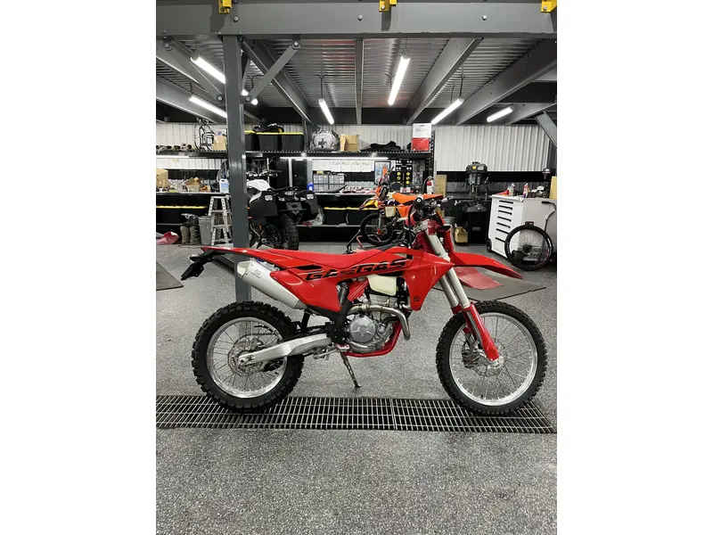 2025 GASGAS ES 350