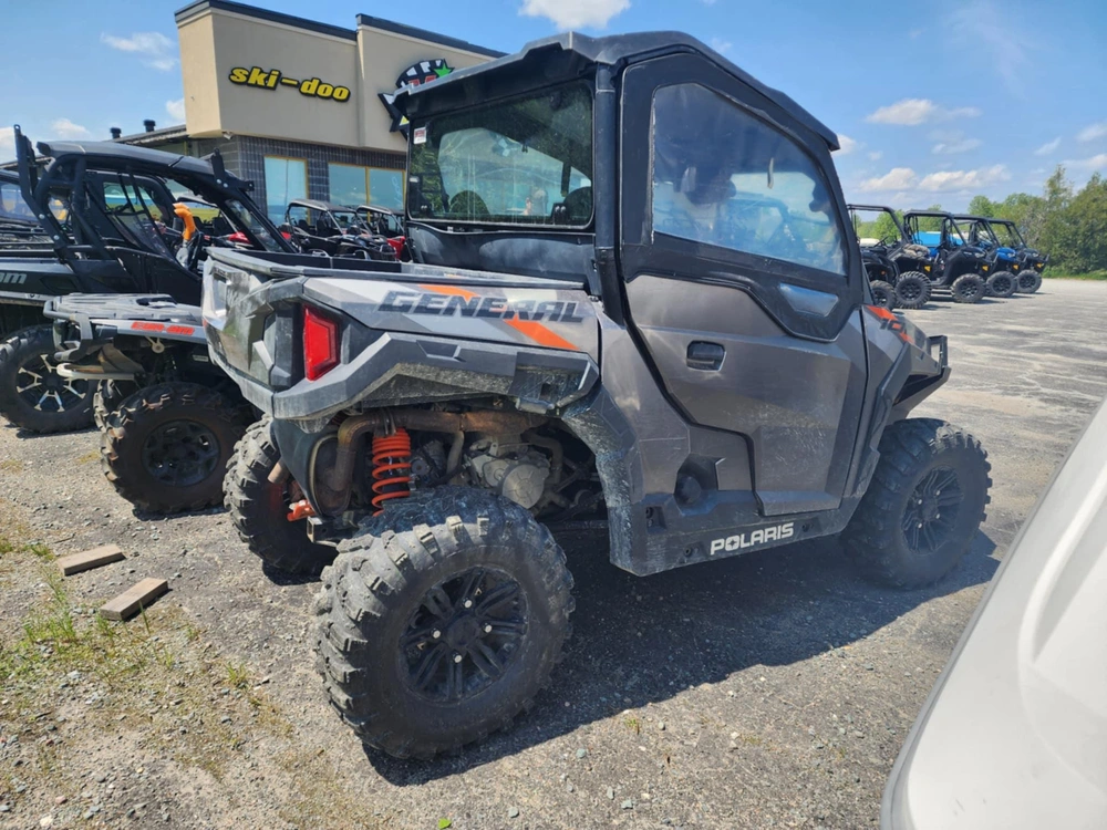 2021 Polaris Polaris General alt