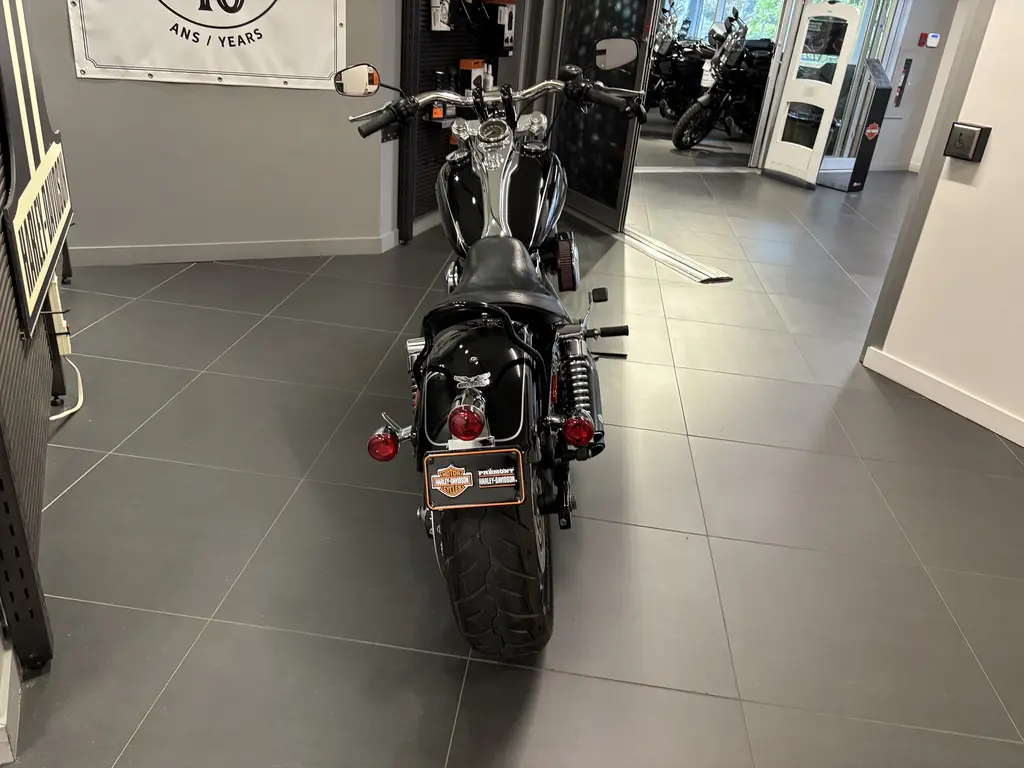 Harley-Davidson FXDWG Dyna Wide GlideFXDWG 2017