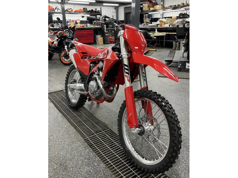 2025 GASGAS MC 350F thumbnail 8
