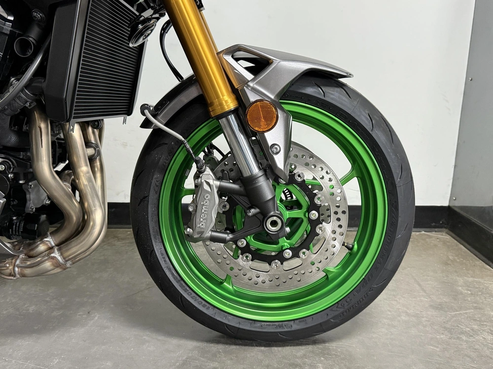 2025 Kawasaki Z900 Se Démo *5.99% Jusqu'à 84 Mois💳 alt