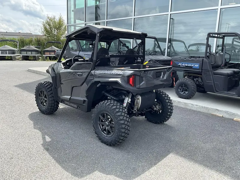 2025 Polaris General XP 1000 Premium