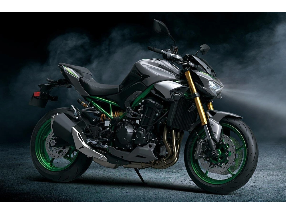 Kawasaki Z900 Se 2025 alt