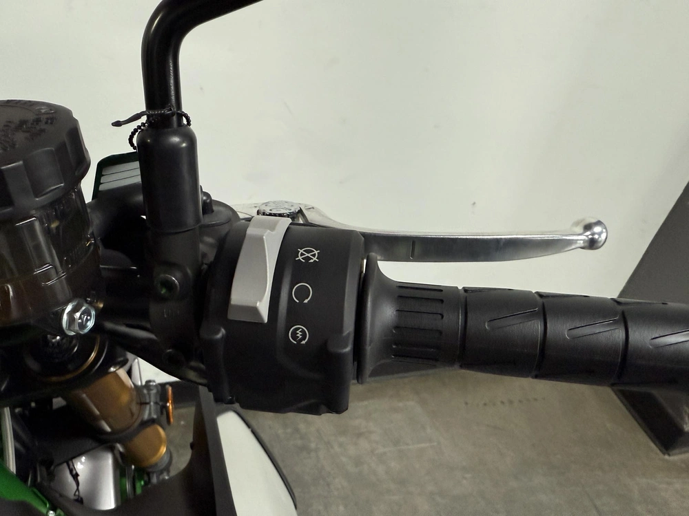 Kawasaki Z900 Se *5.99% Jusqu'à 84 Mois💳 2025 alt