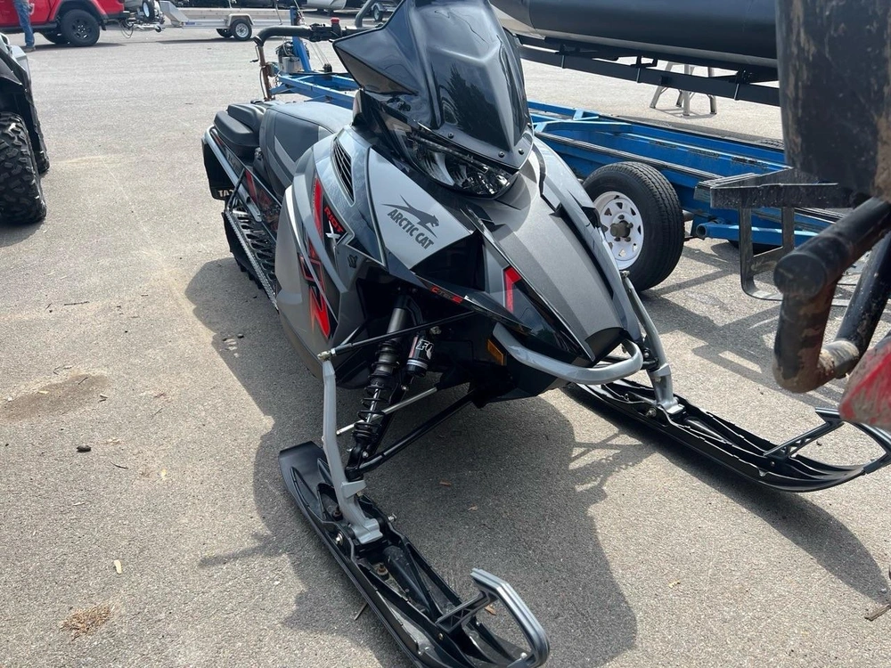 Arctic Cat Riot X 8000 Qs3 Es 2021 alt