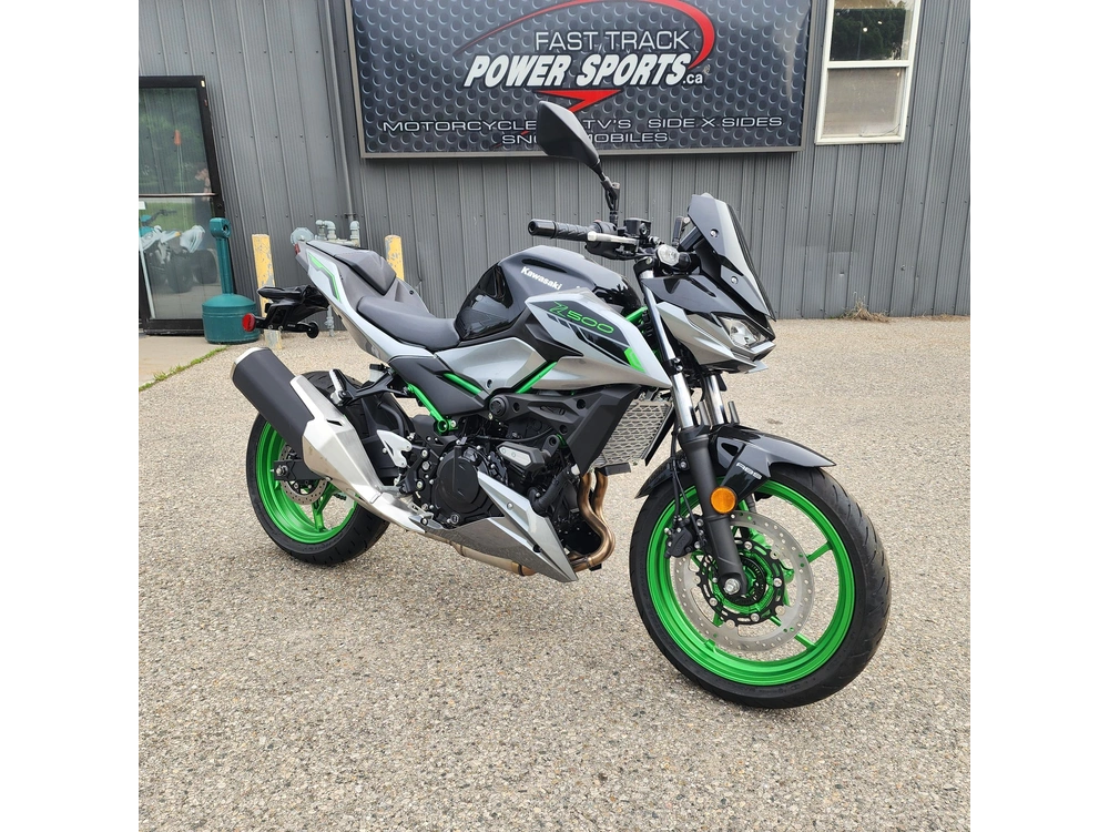 2025 Kawasaki Z500 Se alt
