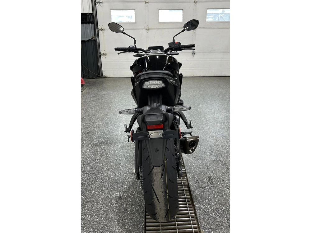 2025 Suzuki Gsx-s1000a alt