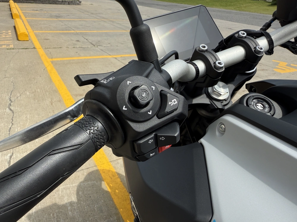 2025 Yamaha Mt-07 alt