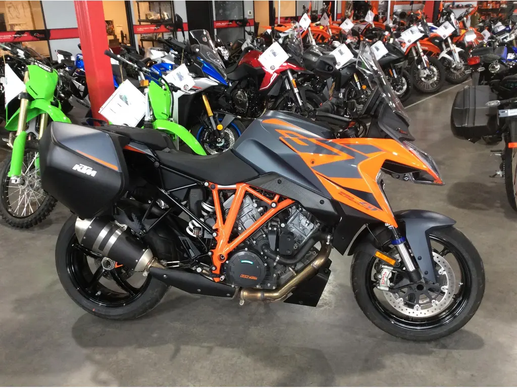KTM 1290 SUPER 2023