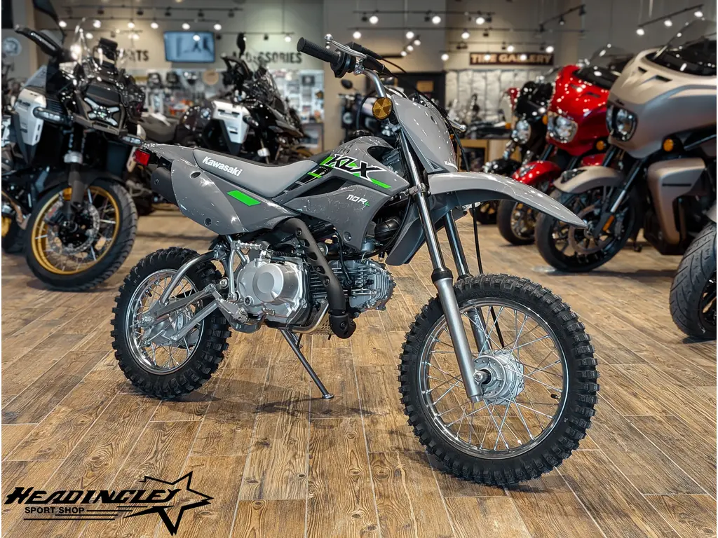 2025 Kawasaki KLX110R L // Battle Gray