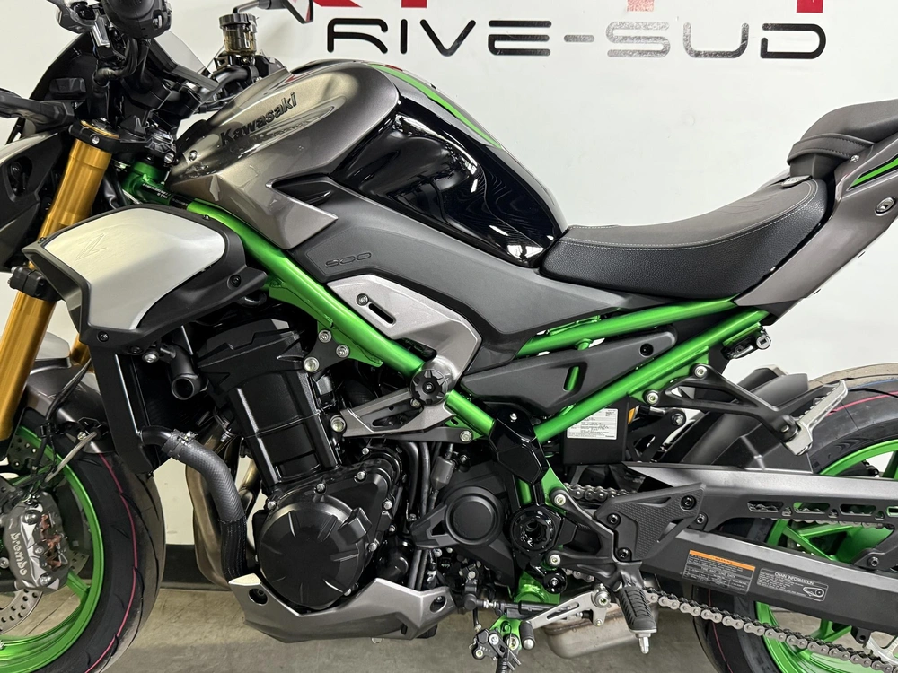 2025 Kawasaki Z900 Se Démo *5.99% Jusqu'à 84 Mois💳 alt