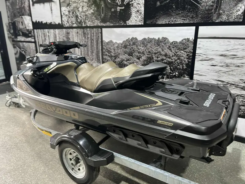 2022 SEADOO GTX LIMITED 300 AUDIO PACK