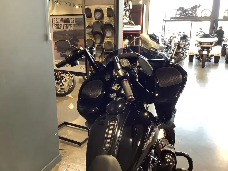 2017 Harley-Davidson ROAD GLIDE S FLTRXS