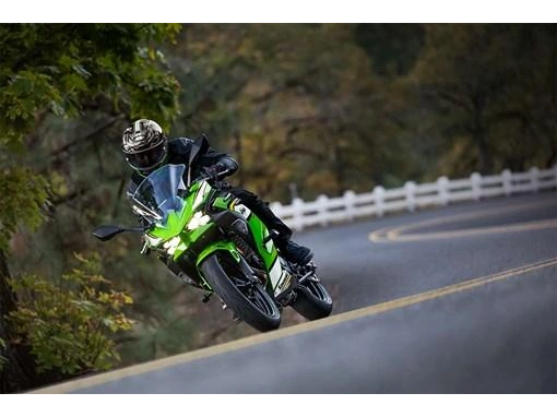 Kawasaki Ninja 500 Se 2025 alt