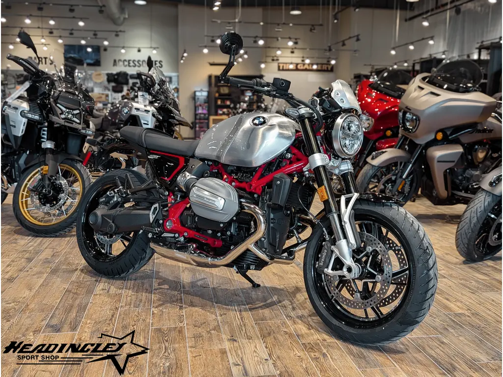 2025 BMW R 12 nineT // Option 719 