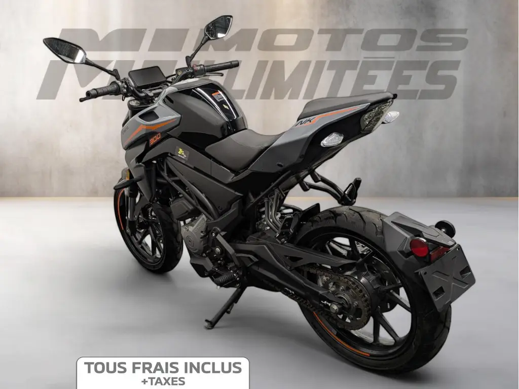 2023 CFMOTO 300NK