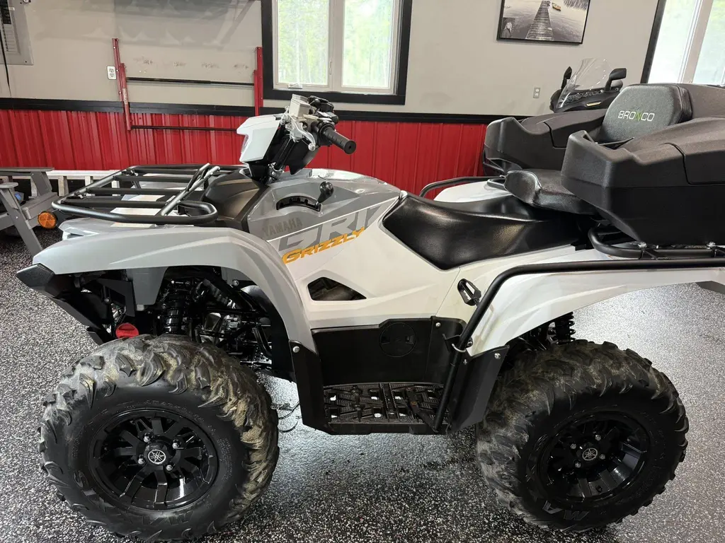 Yamaha GRIZZLY 700 2024