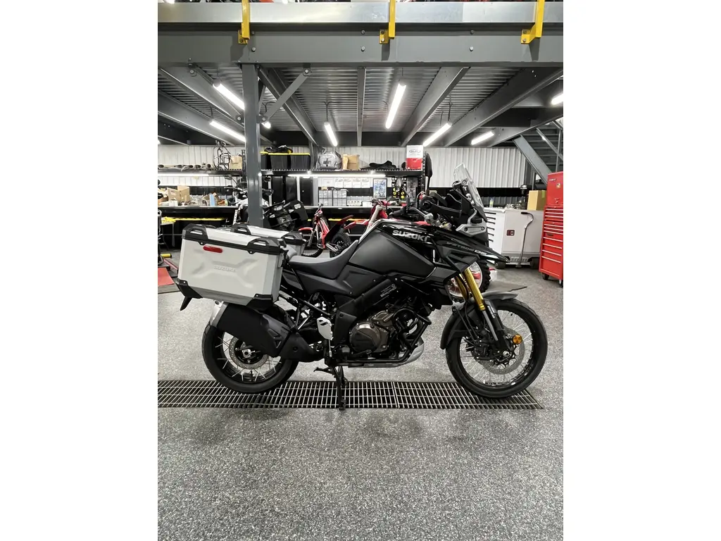 Suzuki V-STROM 1050DE ADVENTURE 2024